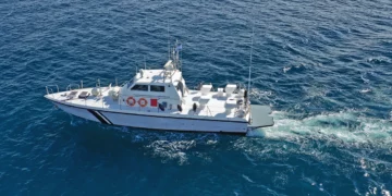 Εντοπίστηκε ιστιοφόρο με μετανάστες 100 ναυτικά μίλια νότια της Πύλου