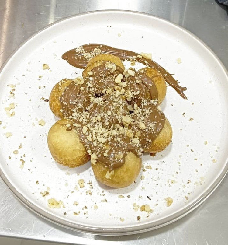 Μοναδικές  γευστικές  απολαύσεις και άψογη εξυπηρέτηση από το Γλυκοπωλείο "DALLINOS Dolci" της Πτολεμαΐδας! (ρεπορτάζ της Κούλας Πουλασιχίδου)