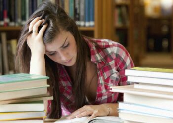 Μύθοι και αλήθειες για τις Πανελλαδικές Εξετάσεις – Γράφει ο Παύλος Ταγτεβερενίδης