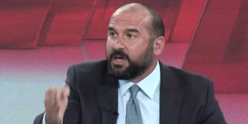 Παναγιώτης Ρήγας: Ο Δημήτρης Τζανακόπουλος με έπιασε από τον λαιμό και με έβρισε