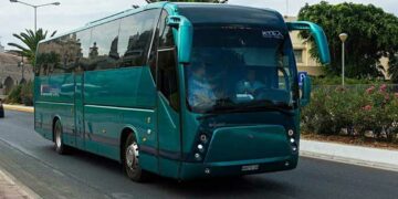 Περιπέτεια για επιβάτες λεωφορείου της Κοζάνης όταν έσκασαν τα λάστιχα στα τούνελ της Εγνατίας