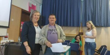 Εκδήλωση Αποφοίτησης του Σχολείου Δεύτερης Ευκαιρίας της Πτολεμαΐδας (ρεπορτάζ της Κούλας Πουλασιχίδου)