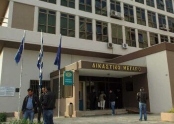 Στο Εφετείο Δυτικής Μακεδονίας η επίθεση με το τσεκούρι στη ΔΟΥ Κοζάνης