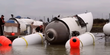 "Τελειώνει το οξυγόνο": Εντόπισαν υποθαλάσσιους ήχους αλλά δεν αποδίδουν καρπούς οι έρευνες για το τουριστικό υποβρύχιο Τιτάν