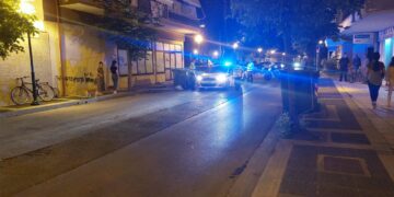 Πτολεμαΐδα: Τροχαίο με παράσυρση στη Διοικητηρίου - Τραυματίστηκε νεαρή