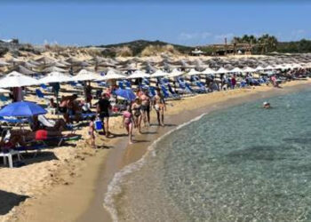 Ξεκίνησε για μια βουτιά στους Αμμολόφους και κατέληξε με καταγγελία στην Αρχή Διαφάνειας