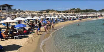 Ξεκίνησε για μια βουτιά στους Αμμολόφους και κατέληξε με καταγγελία στην Αρχή Διαφάνειας