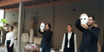 Κοζάνη: Μια ενδιαφέρουσα θεατρική παράσταση παρακολούθησε το κοινό στην αυλή της Αρχαιολογικής Συλλογής