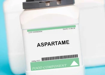 Είναι τελικά καρκινογόνος η ασπαρτάμη; Ο ΕΦΕΤ δίνει διευκρινίσεις