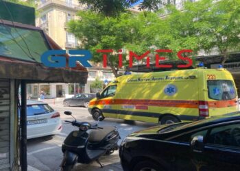 Θεσσαλονίκη: Βουτιά θανάτου έκανε 51χρονη από τον τρίτο όροφο