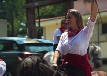 Δήμος Βοΐου: Δεκαπενταύγουστος στη Σιάτιστα στους ρυθμούς των χάλκινων και του ασταμάτητου γλεντιού - Βίντεο