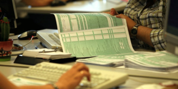 Εφορία: «Κλείδωσε» η παράταση υποβολής φορολογικών δηλώσεων για τις επιχειρήσεις