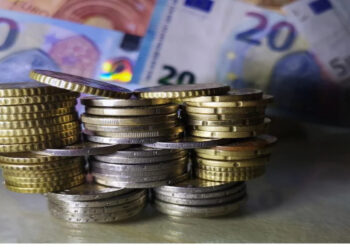 Αυξήσεις σε Ελάχιστο εγγυημένο εισόδημα και επιδόματα και μείωση ΕΝΦΙΑ, όλα τα μέτρα στην κυβερνητική φαρέτρα