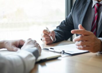 Συνέντευξη για δουλειά: Το ένα πράγμα που δεν πρέπει να κάνετε – Δίνει αμέσως κακή εντύπωση