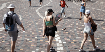 Καιρός-Καύσωνας: Σήμερα η πιο καυτή ημέρα - Πρόβλεψη ακόμα και για 48 βαθμούς Κελσίου