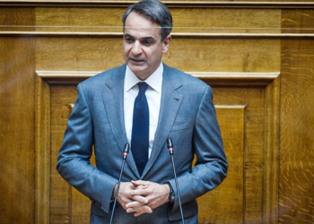 Κυριάκος Μητσοτάκης: Ανακοινώνει αυξήσεις στο Δημόσιο - Προς τα €840 ο εισαγωγικός μισθός