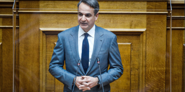 Κυριάκος Μητσοτάκης: Ανακοινώνει αυξήσεις στο Δημόσιο - Προς τα €840 ο εισαγωγικός μισθός