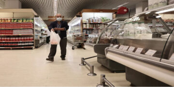 «Καλάθι του νοικοκυριού», market pass και επιδοτήσεις στα τιμολόγια ρεύματος, όλα τα μέτρα κατά της ακρίβειας