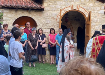 Νάματα: Τελέστηκε Μέγας Πανηγυρικός Αρχιερατικός Εσπερινός για τον εορτασμό της Μνήμης Οσιομάρτυρας Παρασκευής