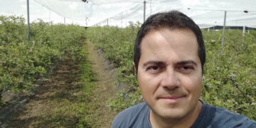 Πέτρος Παπαπούλιας: Άφησε πίσω καριέρα και ζωή στη Θεσσαλονίκη κι επέστρεψε Φλώρινα