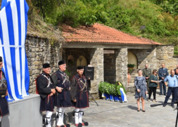 Άργος Ορεστικό: Σε κλίμα βαθιάς συγκίνησης τα αποκαλυπτήρια του Μνημείου Μαρτυρικής Μνήμης στη Λάγκα