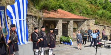 Άργος Ορεστικό: Σε κλίμα βαθιάς συγκίνησης τα αποκαλυπτήρια του Μνημείου Μαρτυρικής Μνήμης στη Λάγκα