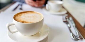 Συνάντηση κυριών με μενού τον κοινό «αντίπαλο»