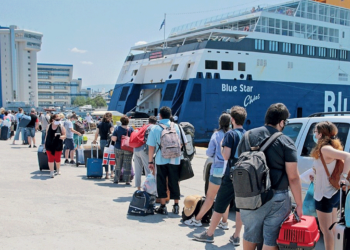 Τουρισμός για όλους: Με κωδικούς Taxisnet και ΑΦΜ οι αιτήσεις στο tourism4all