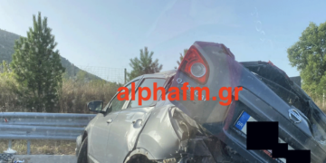 Τροχαίο στη Σιάτιστα κοντά στα διόδια - Ζευγάρι με ένα μωράκι σε Ι.Χ. που ενεπλάκη