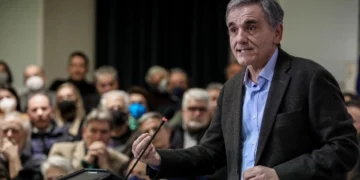 Τσακαλώτος: Ανακοίνωσε την υποψηφιότητά του για την ηγεσία του ΣΥΡΙΖΑ