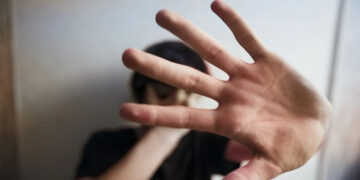 Σοκ στον Βόλο: Ανήλικοι έγδυσαν και βιντεοσκοπούσαν παιδί με αναπηρία