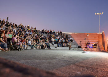 Πτολεμαΐδα: Η βραβευμένη ταινία «Με αξιοπρέπεια», προβλήθηκε από ΚΟΙ.Π.ΠΑ.Π του Δήμου Εορδαίας και το “Βόρειο Πεδίο” (φωτο-video)