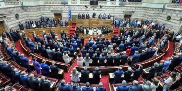 O «χάρτης» της Βουλής μετά τις «καραμπόλες» – Οι 300 βουλευτές