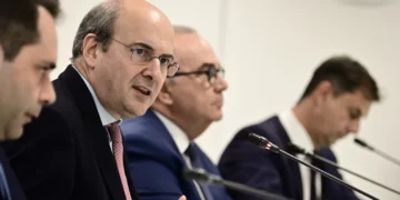 Οι νέοι μισθοί των δημοσίων υπαλλήλων μετά τις αυξήσεις