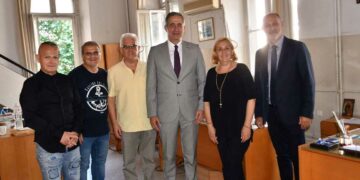 ΥΜΑΘ Στ. Κωνσταντινίδης: Συνάντηση γνωριμίας με το προσωπικό που στεγάζεται στις εγκαταστάσεις του Διοικητηρίου