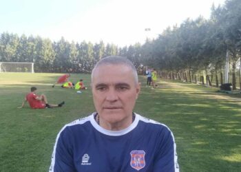 Θωμάς Γράφας: «Ευχή όλων είναι το πρωτάθλημα να ξεκινήσει στην ώρα του. Αξιόλογο προπονητικό κέντρο το Ε. Παντελίδης για αυτό το επιλέγουν πολλές ομάδες»