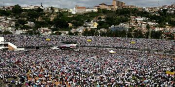 Τρόμος στη Μαδαγασκάρη: Δεκάδες άτομα ποδοπατήθηκαν μέχρι θανάτου σε στάδιο