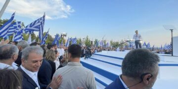 Κλείνει το μάτι στον Αμανατίδη ο Μητσοτάκης; (του Ζήση Πιτσιάβα)