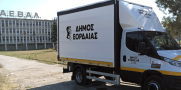 Ανατρεπόμενο φορτηγό με αναρροφητήρα, προμηθεύτηκε ο Δήμος Εορδαίας