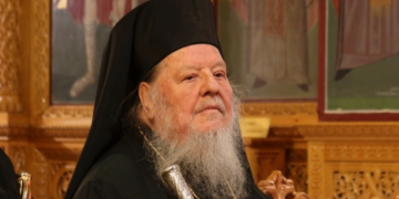 Ανατροπή - Μητροπολίτης Φλώρίνης κκ Θεόκλητος: "...Δεν ισχύει τίποτα από όσα γράφονται... αν αποφασίσω θα το ανακοινώσω εγώ"