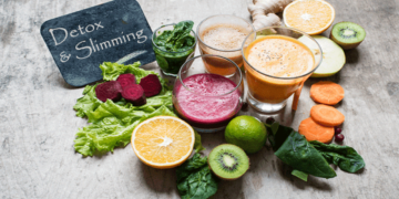 Aποτοξίνωση με φυσικό τρόπο: Αυτές είναι οι 10 καλύτερες τροφές που απομακρύνουν τις τοξίνες από τον οργανισμό