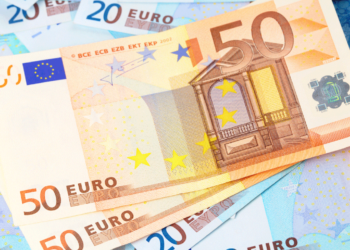 Επιταγή ακρίβειας και νέα αύξηση κατώτατου μισθού: Όλα τα μέτρα που βρίσκονται στο τραπέζι ενόψει ΔΕΘ