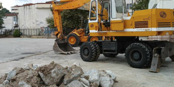 "Εργοτάξιο" το 2ο Γυμνάσιο Πτολεμαΐδας - Ξεκίνησαν τα έργα αποκατάστασης φθορών(ρεπορτάζ της Κούλας Πουλασιχίδου)