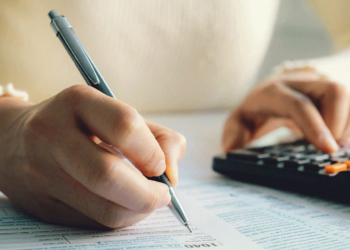 Φορολογικές δηλώσεις 2023: Εκπνέει η προθεσμία – Μέχρι πότε η υποβολή