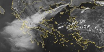 Φωτιές: 110.000 τετρ. χιλιόμετρα καλύπτει ο καπνός από τις πυρκαγιές το πρωί της Τρίτης