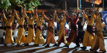 Η 8η Γιορτή Παραδοσιακών Χορών "Περικλής Τρύφων" στο "Πολιτιστικό Καλοκαίρι" του Δήμου Φλώρινας