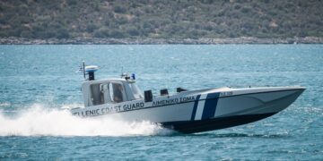 Πάρος: Νεκρός εντοπίστηκε ο 42χρονος σέρφερ