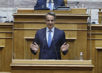 Live η ομιλία Μητσοτάκη στη Βουλή για τις φωτιές στην Ελλάδα