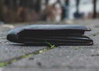 Πτολεμαΐδα: Χάθηκε πορτοφόλι στην περιοχή Ζαχαροπλαστείου Σιδηρόπουλου(δρόμος Ανατολικού)