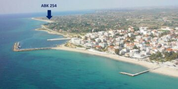 Νέο ακίνητο 27στρ. στην ιδιοκτησία της οικογένειας Κεντεποζίδη στη Χαλκιδική- Πλειοδότησε σε διαγωνισμό του ΤΑΙΠΕΔ με προσφορά 1,42εκ. ευρώ.